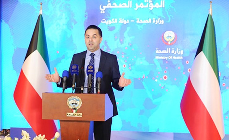 د. عبدالله السند خلال المؤتمر الصحافي