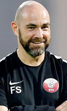 الاتحاد القطري يطلب من سانشيز تخفيض راتبه 50%