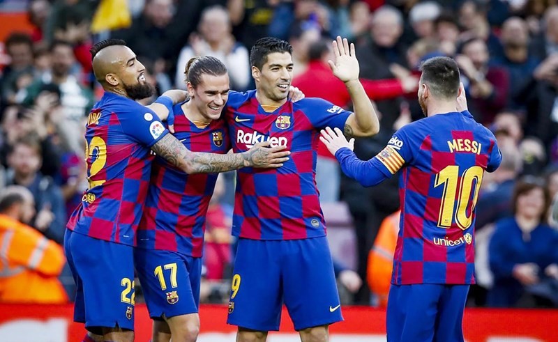 برشلونة يخسر 154 مليون يورو