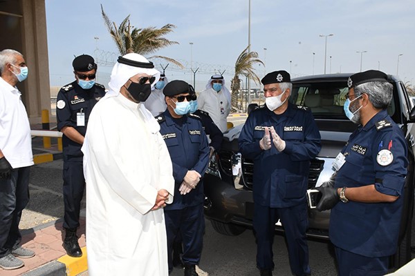 بالفيديو.. وزير الداخلية خلال زيارته منفذ النويصيب وحجر الخيران: أشكر أبناء المؤسسات الأمنية على جهودهم لحماية صحة المواطنين والمقيمين