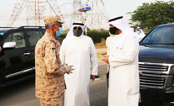 المنصور: «الدفاع» سخرت كافة إمكانياتها المادية والبشرية لدعم ومساندة مختلف وزارات ومؤسسات الدولة ضمن الجهود الرامية لمكافحة إنتشار جائحة فيروس كورونا