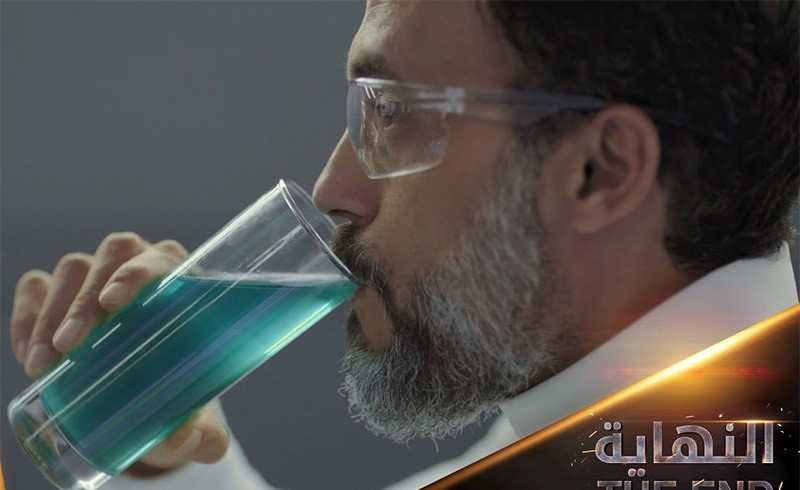 بالفديو.. مشهد العصير في مسلسل "النهاية" يحدث عاصفة على تويتر