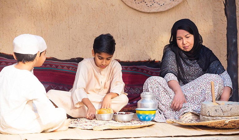 "رُحى الأيام" دراما تراثية التقطتها عيون "مركز توثيق العمل الإنساني" كنقطة تحول في الدراما الخليجية