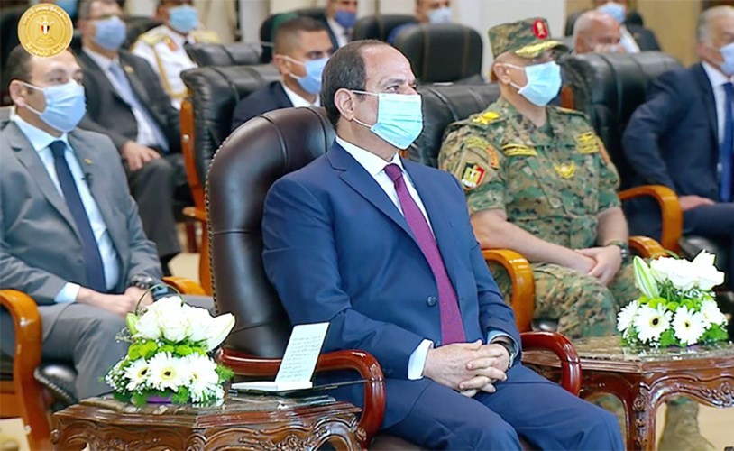صورة مأخوذة من التلفزيون للرئيس عبد الفتاح السيسي خلال افتتاح المرحلة الثالثة لمشروع بشائر الخير