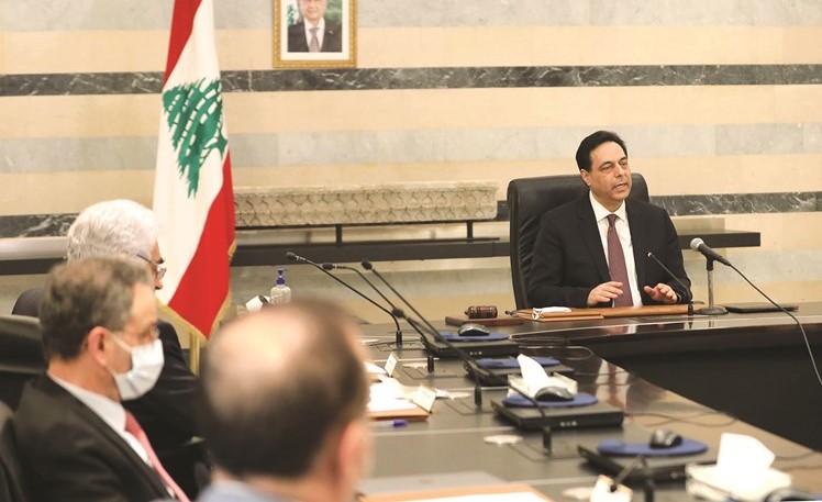 رئيس مجلس الوزراء حسان دياب يلقي كلمة في السرايا الحكومي لمناسبة مرور مائة يوم على نيل الحكومة الثقة 	(محمود الطويل)