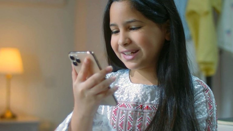stc تطلق إعلاناً تلفزيونياً احتفالاً بعيد الفطر المبارك بصوت عبدالمجيد عبدالله