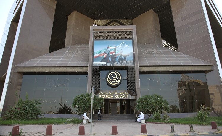 البورصة تواصل الأداء الجيد وتحقق مكاسب قوية في أولى جلساتها عقب انتهاء عطلة عيد الفطر (ريليش كومار)
