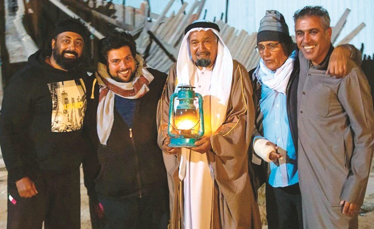النوري مع عدد من نجوم المسلسل