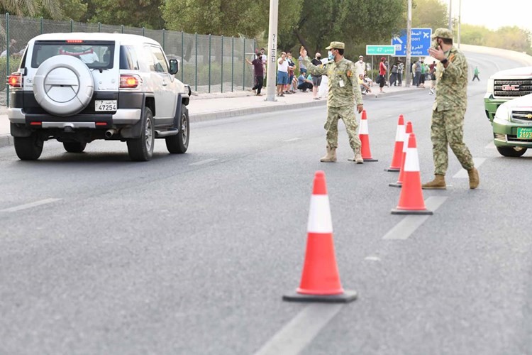 بالفيديو.. وبدأت المرحلة الثانية من العزل المناطقي