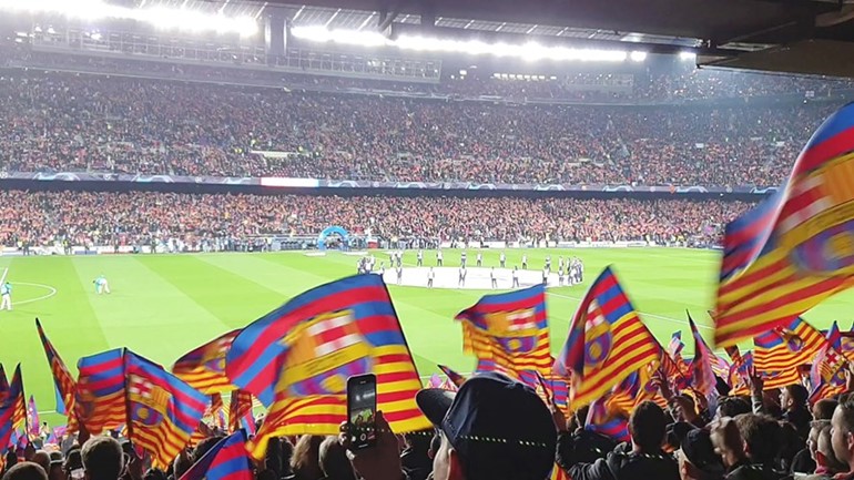 الحكومة الإسبانية تدرس عودة عشاق «الليغا» للملاعب