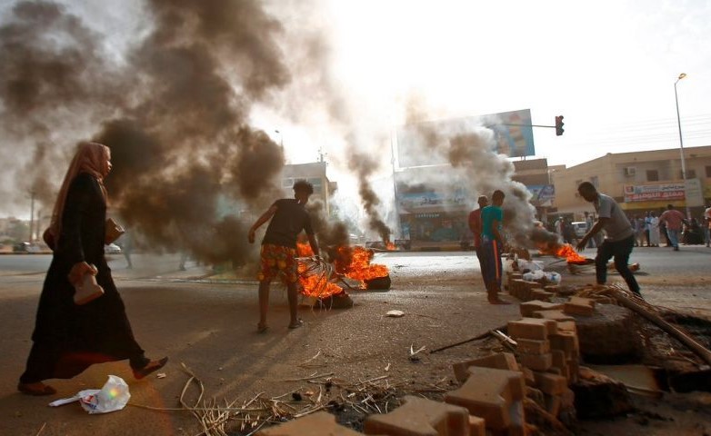 بالفيديو.. بعد عام على فض الاعتصام في الخرطوم عائلات الضحايا تطالب بلجنة تحقيق دولية