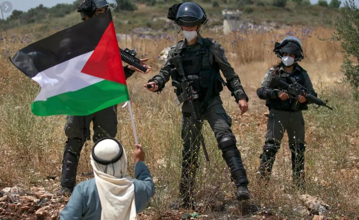 بالفيديو.. تظاهرات في الضفة الغربية المحتلة وقطاع غزة ضد خطة الضم الاسرائيلية