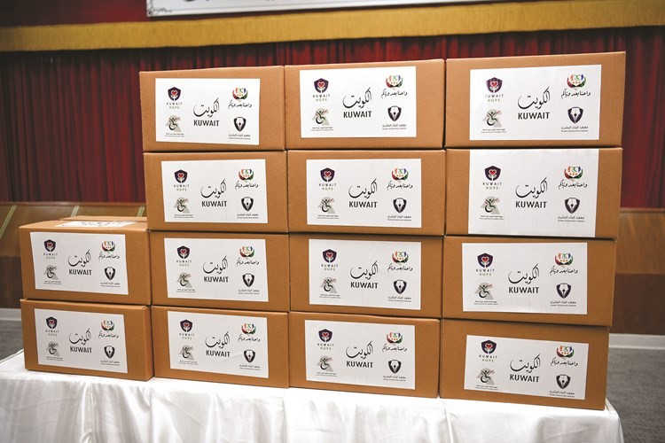الأقنعة جاهزة لنقلها إلى أبطال الصفوف الأولى