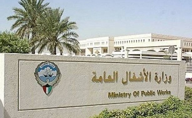 «الأشغال» تدرس تقليل عدد الموظفين غير الكويتيين