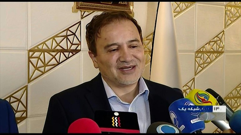 بالفيديو.. إيران تعلن عودة عالم أفرجت عنه الولايات المتحدة في إطار تبادل سجناء
