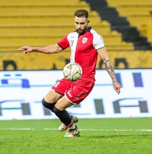 البرازيلي رافائيل باستوس
