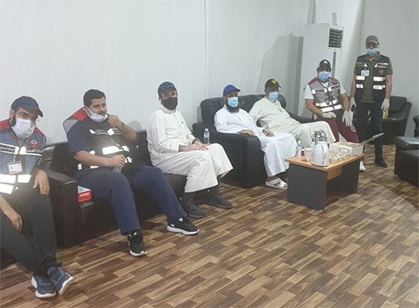 وكيل الخدمات بـ"الصحة" يتفقد مركز الفحص السريع في ستاد جابر