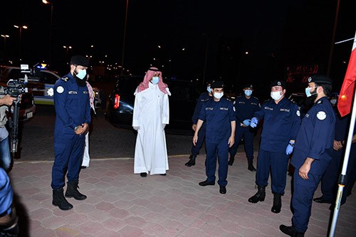 محافظ حولي ووكيل الأمن العام تفقدا نقاطاً أمنية في منطقة حولي المعزولة