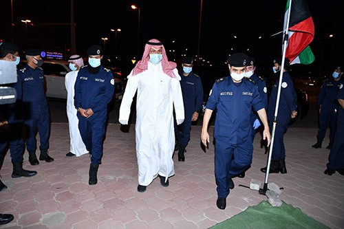 محافظ حولي ووكيل الأمن العام تفقدا نقاطاً أمنية في منطقة حولي المعزولة