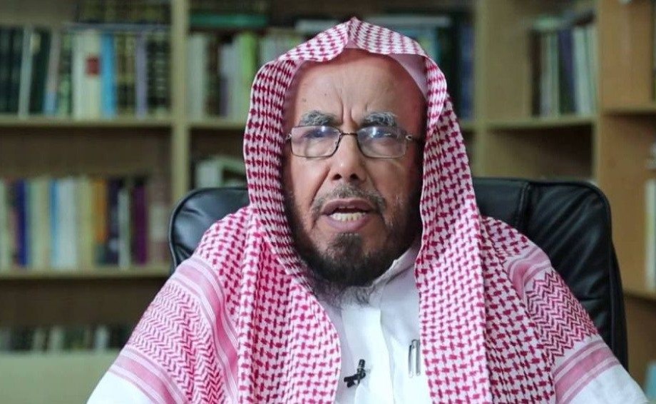 بالفيديو.. الداعية المطلق لمتصل متردد في الذهاب للمسجد خوفا من كورونا : "صلَ مع أم العيال"