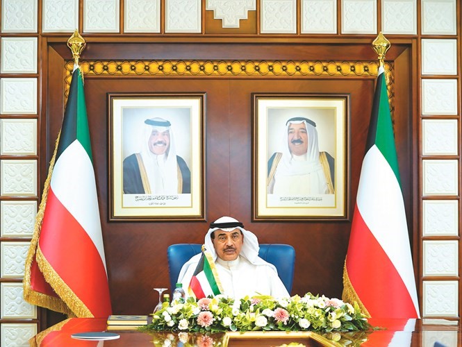 سمو الشيخ صباح الخالد مترئسا جلسة مجلس الوزراء عبر الاتصال المرئي أمس