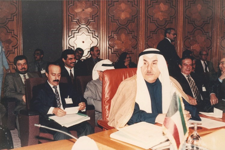 ممثلا الكويت في احد الاجتماعات