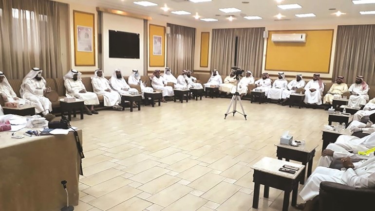 اجتماع للفريق التطوعي لاحياء التراث