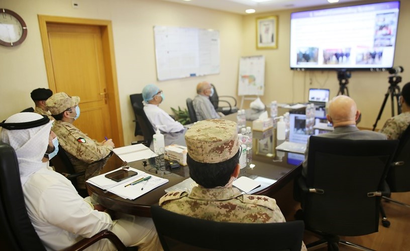 جانب من الاجتماع عبر الاتصال المرئي بين الجانبين الكويتي والصيني