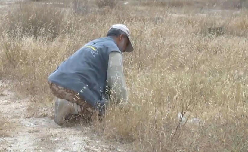 بالفيديو.. "حقول الموت" تنغض على النازحين فرحتهم بنهاية الحرب غرب ليبيا