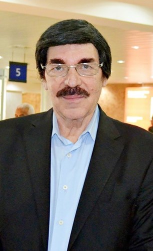 ياسر العظمة
