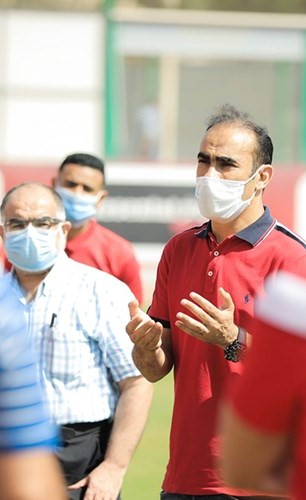 سيد عبدالحفيظ خلال التجهيز لعودة تدريبات الأهلي