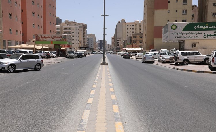 شوارع حولي ستعود للحياة من جديد مع فك العزل عنها	(زين علام)