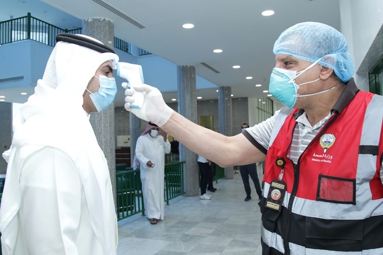 بدء فحص اللاعبين والأجهزة الفنية في 5 اتحادات