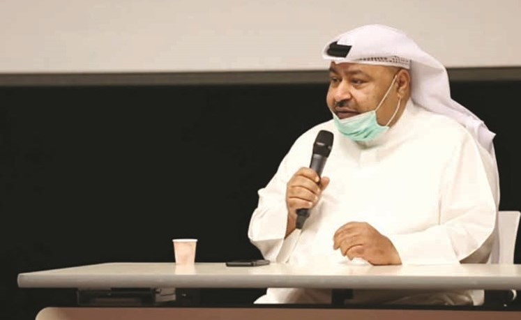 اسامة السلطان مشاركا