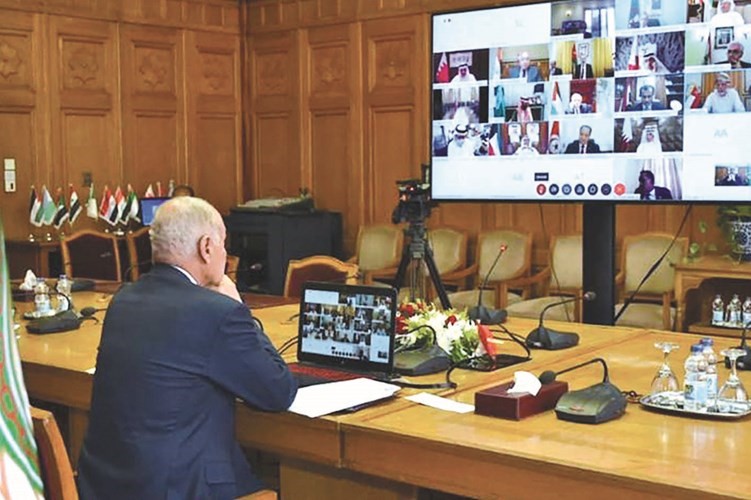 أحمد أبوالغيط مترئسا اجتماع وزراء الخارجية العرب عبر الڤيديو كونفرانس حول ليبيا وسد النهضة	(أ.ف.پ)