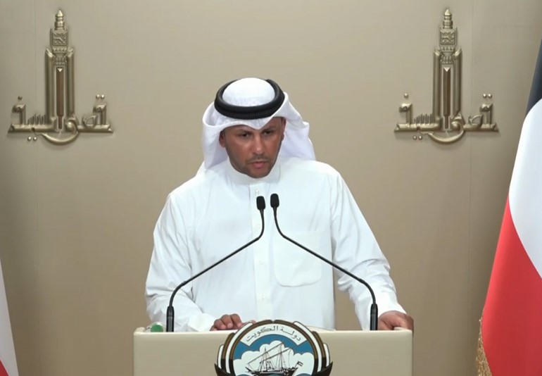 بالفيديو.. لجنة لبحث طلبات "كويتيين بلا رواتب"