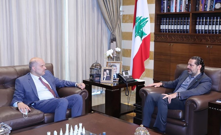 صورة نشرت على حساب الرئيس سعد الحريري على تويتر مستقبلا نقيب المحامين السابق في الشمال فهد المقدم قبل يومين