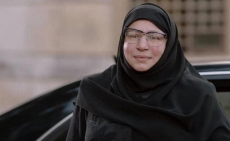 تزامناً مع تصدر "لن أعيش في جلباب أبي" الترند ..نقيب المهن التمثيلة المصرية لـ"الأنباء": لا أعلم عن اعتزال "عبلة كامل"