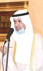 عبدالعزيز المنصور خلال أداء القسم