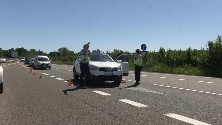 بالفيديو.. إسبانيا تعيد فرض العزل على نحو 200 ألف شخص في إقليم كاتالونيا