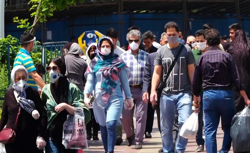 بالفيديو.. 221 وفاة بكوفيد-19 في إيران خلال 24 ساعة في حصيلة قياسية جديدة