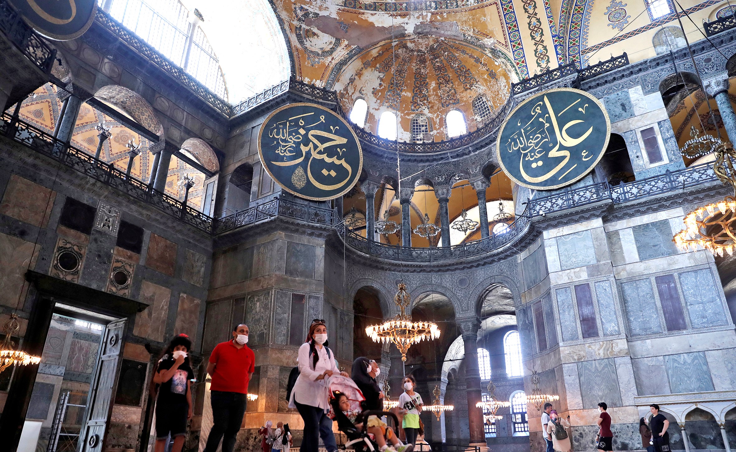 متحف ايا صوفيا المتوقع إعادته مسجدا اليوم	(رويترز)