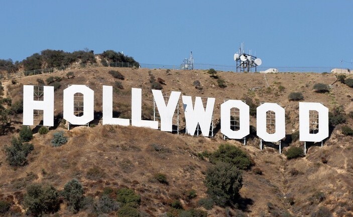 في عيد ميلاد لافتة HOLLYWOOD.. ما الذي نعرفه عنها؟