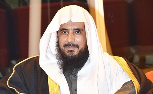 بالفيديو.. هل يجوز أن يستدين الشخص ليُضحي؟.. الداعية “الخثلان” يرد