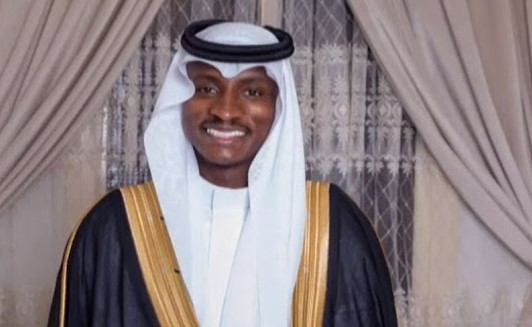 بالفيديو.. شاب بمكة يقيم حفل زفافه عبر تطبيق “zoom”