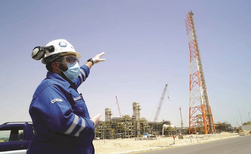 هيكلة القطاع النفطي حُسمت.. المستشار الفني يبدأ أعماله