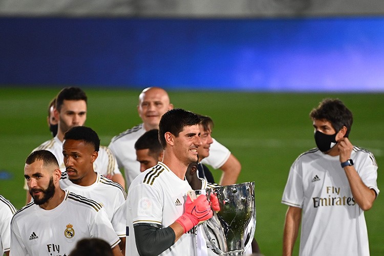 ريال مدريد بطلاً للدوري الإسباني للمرة 34 في تاريخه