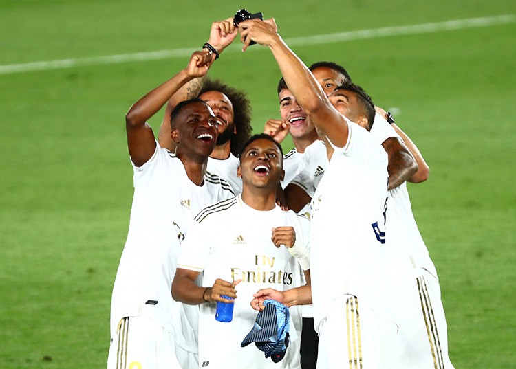 ريال مدريد بطلاً للدوري الإسباني للمرة 34 في تاريخه