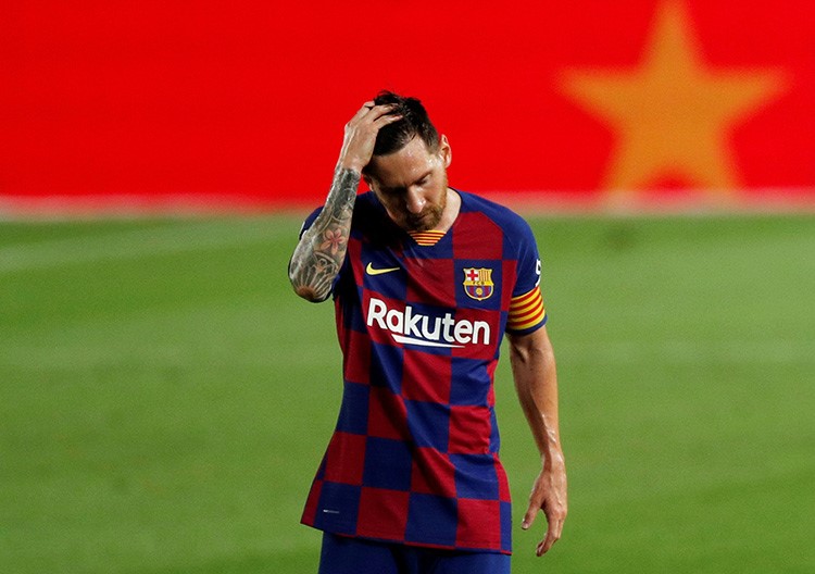ميسي ينفجر: برشلونة أصبح سيئاً وغريباً.. وريال مدريد استحق الفوز بلقب الليغا