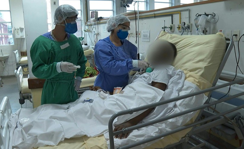 بالفيديو.. وحدة عناية في ريو دي جانيرو لمعالجة مضاعفات كورونا لدى المرضى السابقين